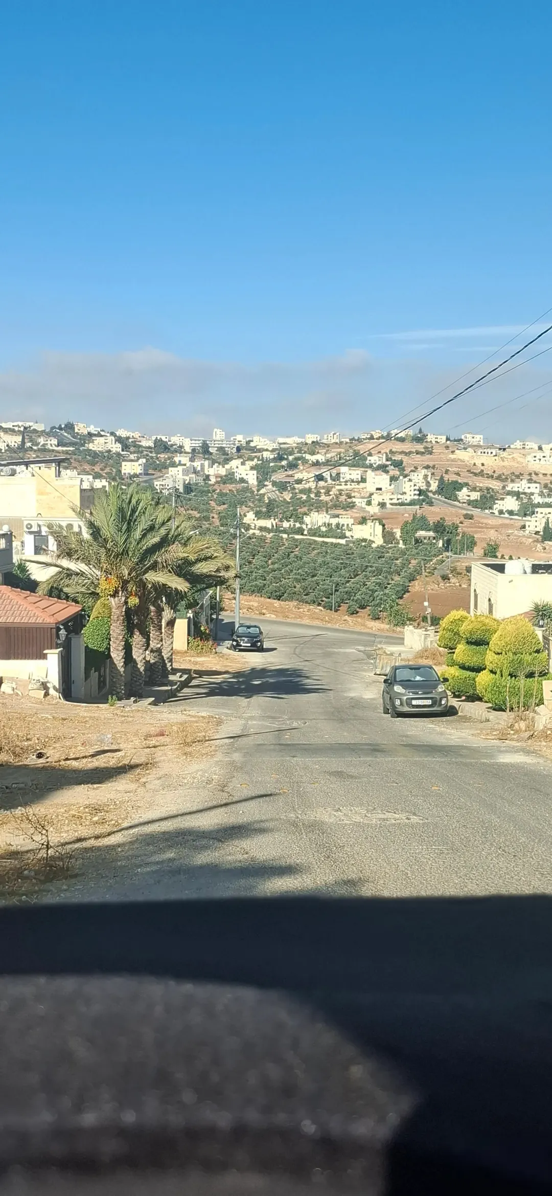 ارض للبيع بين فلل مستويه ومطله عيون الذيب شفا بدران — صورة 4