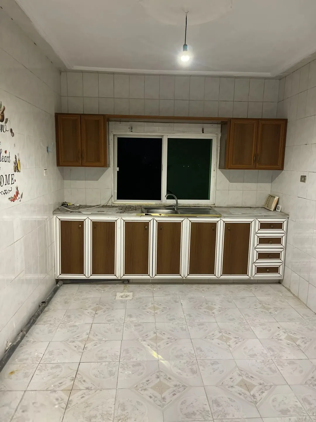 شقة سكنية أو تجارية فاخرة للبيع