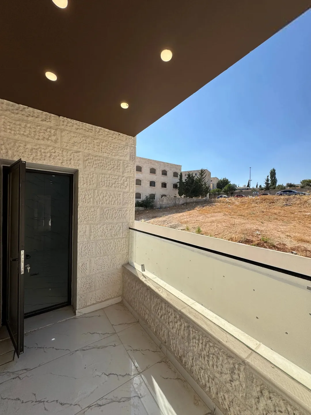 شقة للبيع في شفا بدران، عمان 153م² – تصميم حديث وموقع هادئ