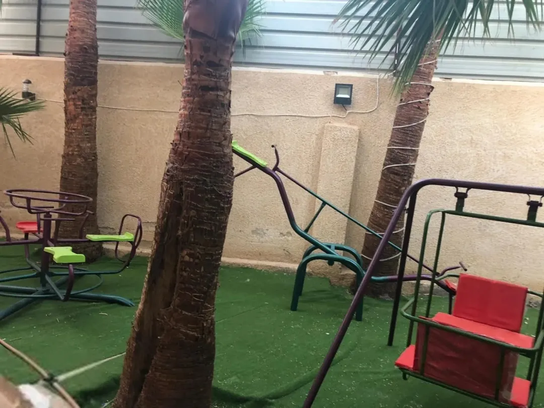 شاليه ساحر للبيع على طريق البحر الميت