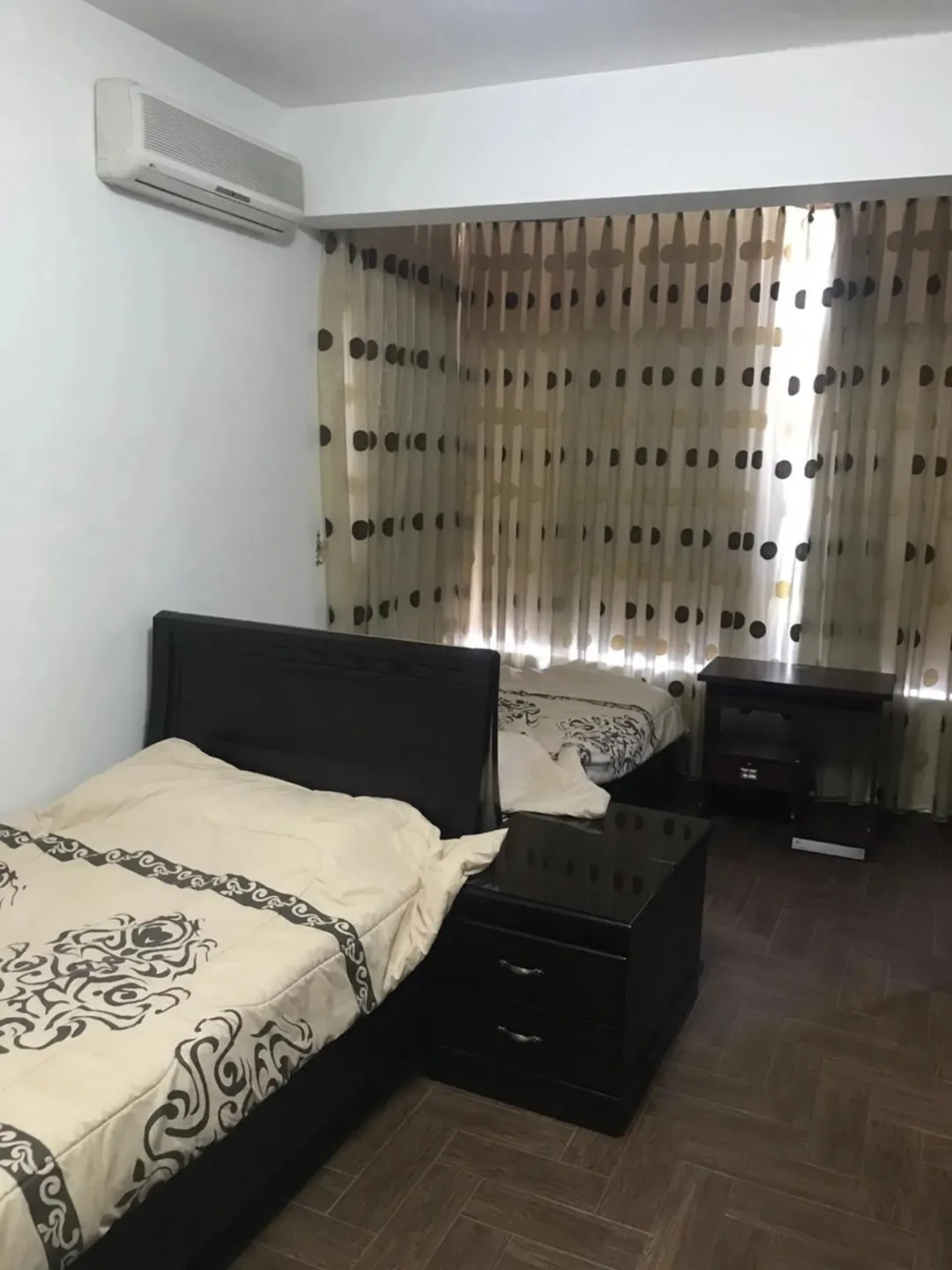 شقة مفروشة فاخرة للإيجار السنوي في عبدون | ID 918372