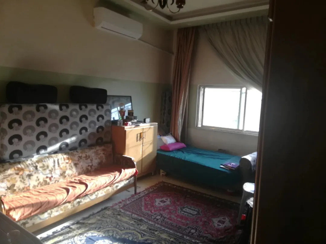منزل عصري في ماركا الشمالية العبدلات للبيع أو البدل