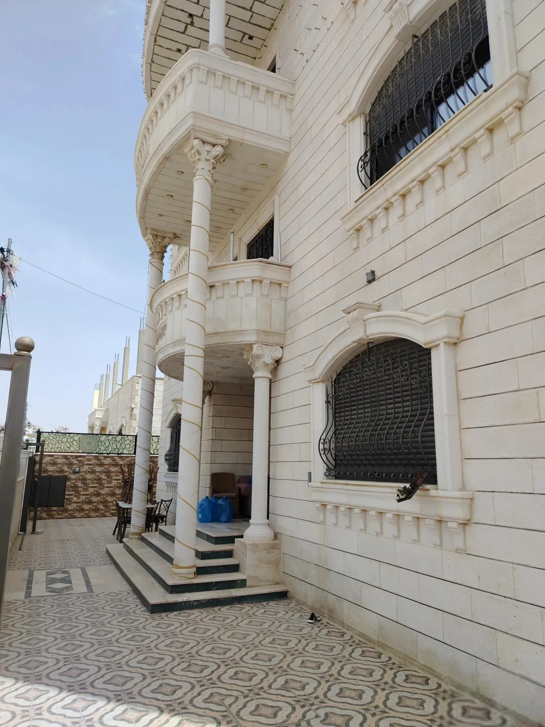 عمارة للبيع في أبو علندا – أم الحيران، جنوب عمان