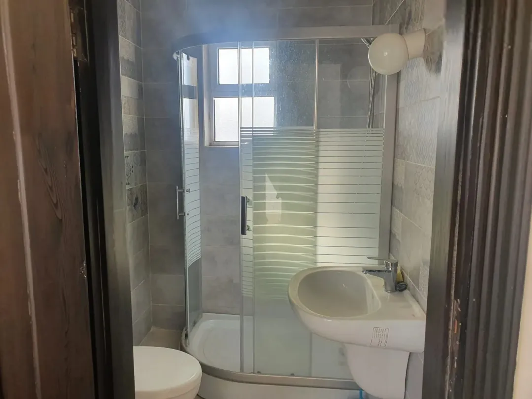 عمارة مميزة طابقية في طبربور للبيع
