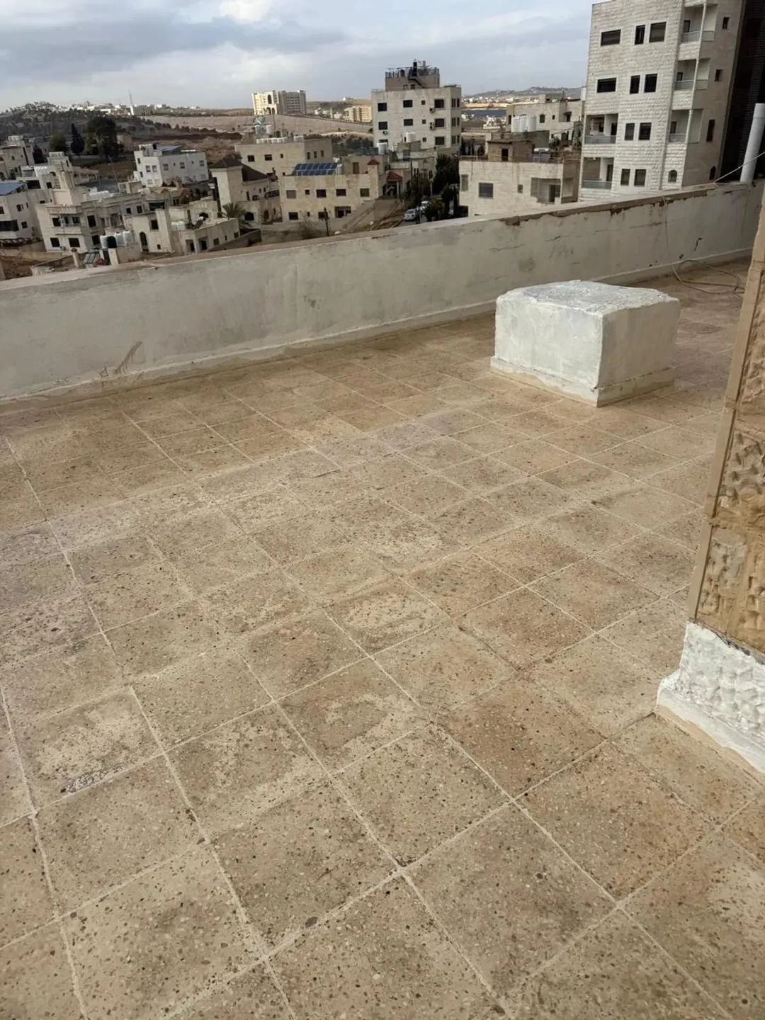 عمارة مميزة طابقية في طبربور للبيع