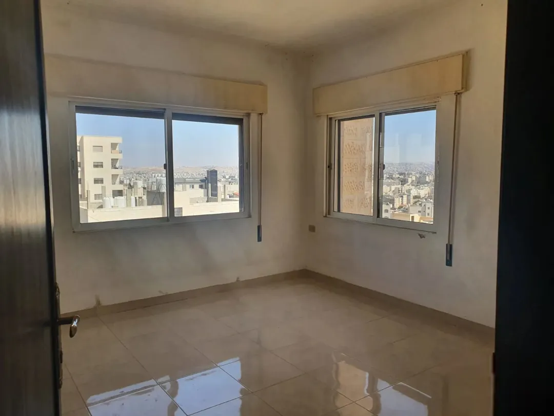 عمارة مميزة طابقية في طبربور للبيع