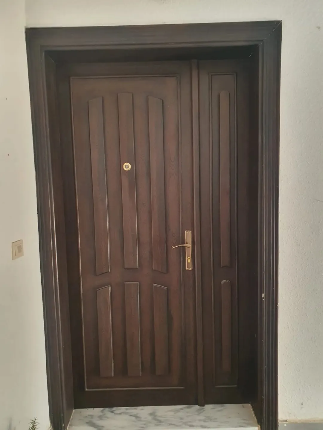 عمارة مميزة طابقية في طبربور للبيع