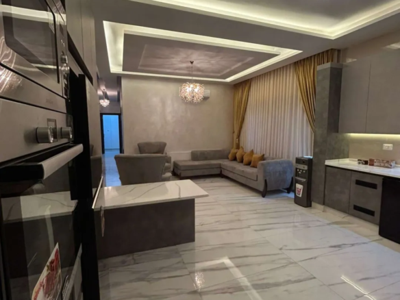 شقة دوبلكس فاخرة جديدة مع روف في دير غبار للإيجار السنوي – عمان الاردن
