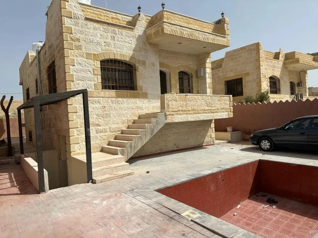 شاليه للبيع في الغور منطقة الكرامه