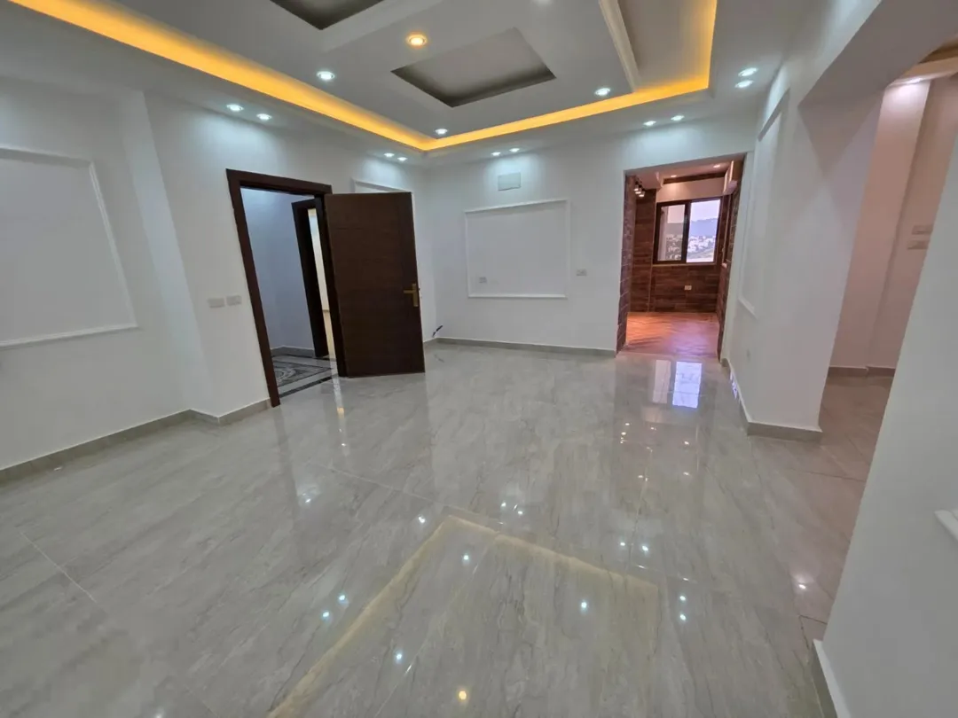 شقة فاخرة بمواصفات القصور بمساحة 800 متر