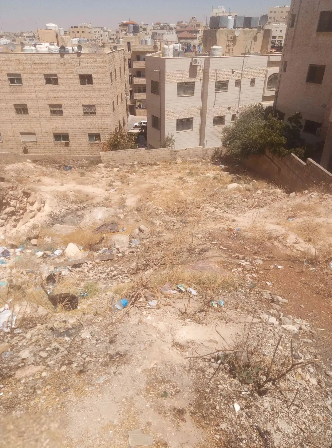 أرض سكنية مميزة للبيع في منطقة المنارة