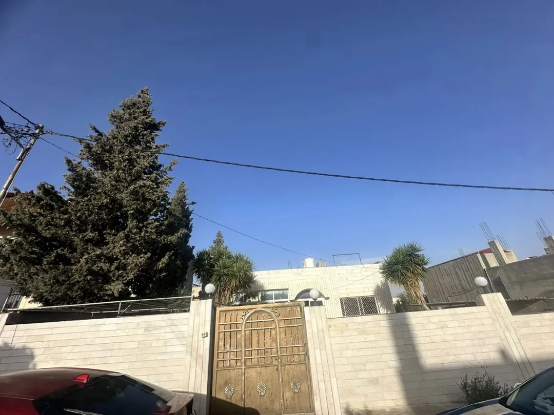 منزل واسع للبيع في إربد – بشرى