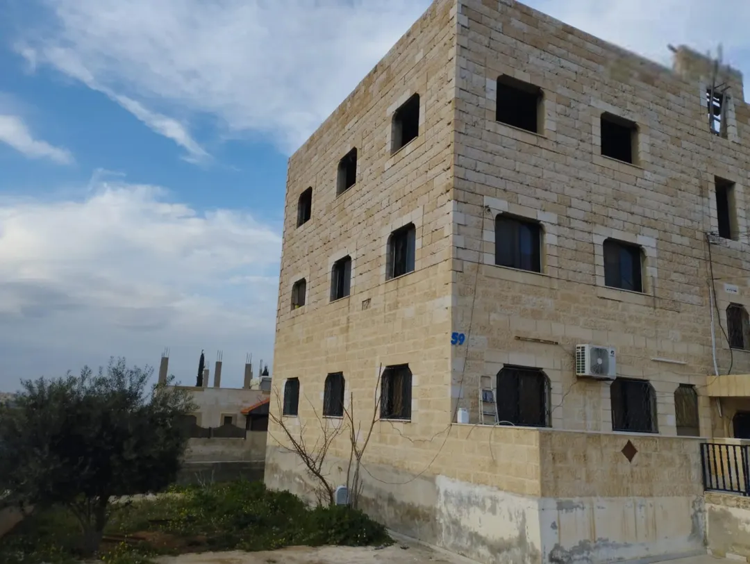 عمارة سكنية للبيع في ماركا الجنوبية – عمان
