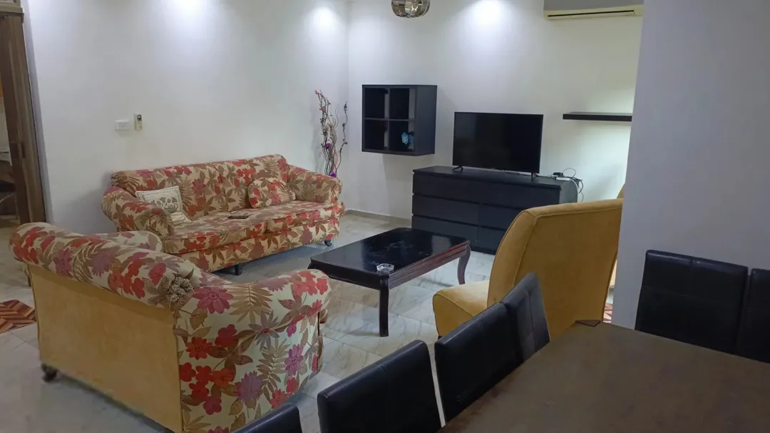 شقة مفروشة ساحرة للإيجار الشهري في قلب خلدة | ID 737846