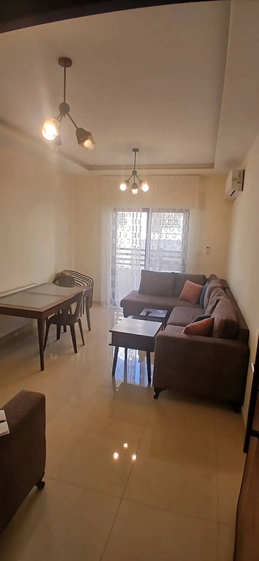 شقة مفروشه للايجار – 3 غرف نوم، 125 م²، 500 دينار/شهرياً (إعلان 984748)
