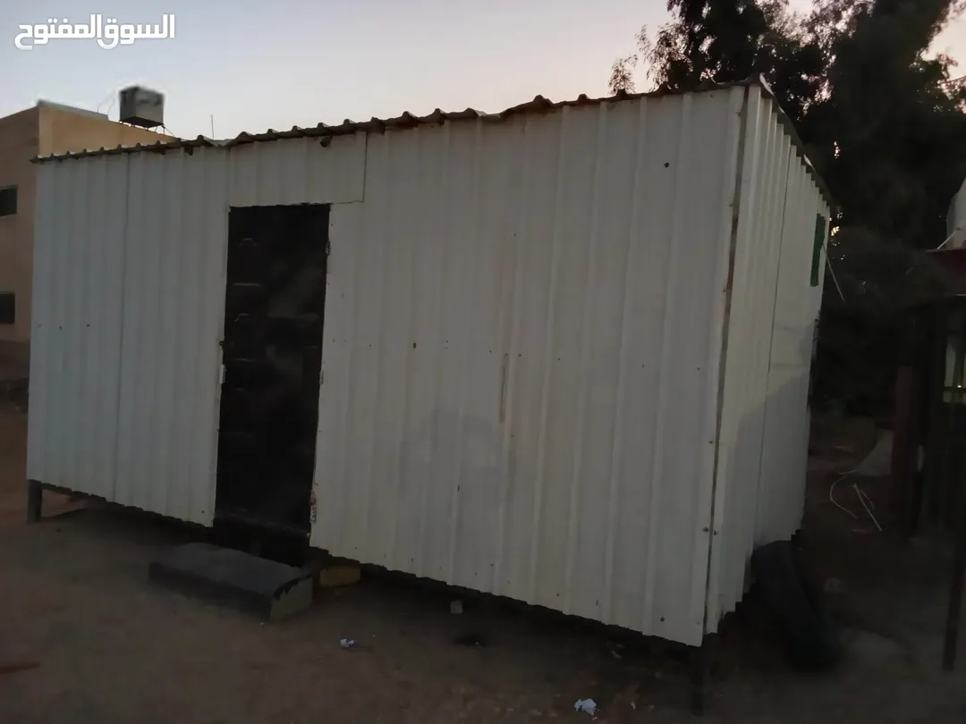 كرفان للبيع في الكرك الوسيه مقابل كازيه المناصير