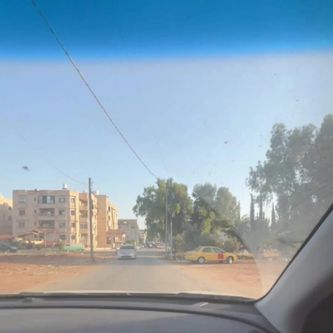 أرض سكنية مميزة للبيع في الحي الشرقي بإربد على شارعين