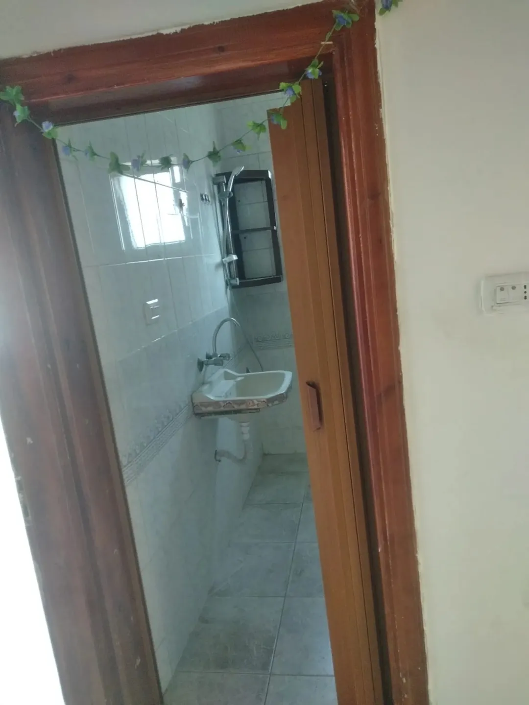 عمارة للبيع أربع شقق عائلية