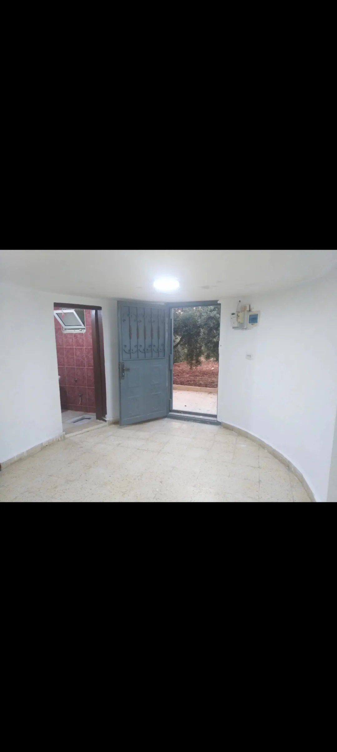 منزل مستقل دوبلكس للبيع في ناعور – إطلالة مميزة ومساحة واسعة