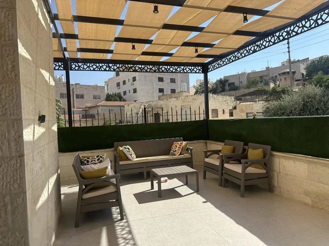 شقة للبيع في البنيات