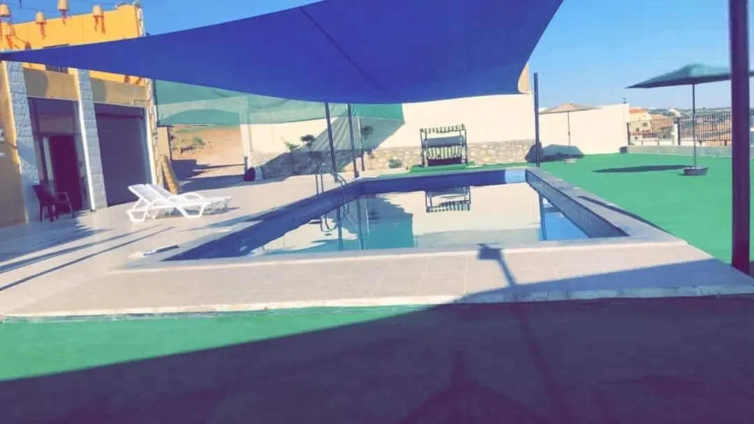شاليه مزرعه للبيع مطله سد الملك طلال جرش تل الرمان