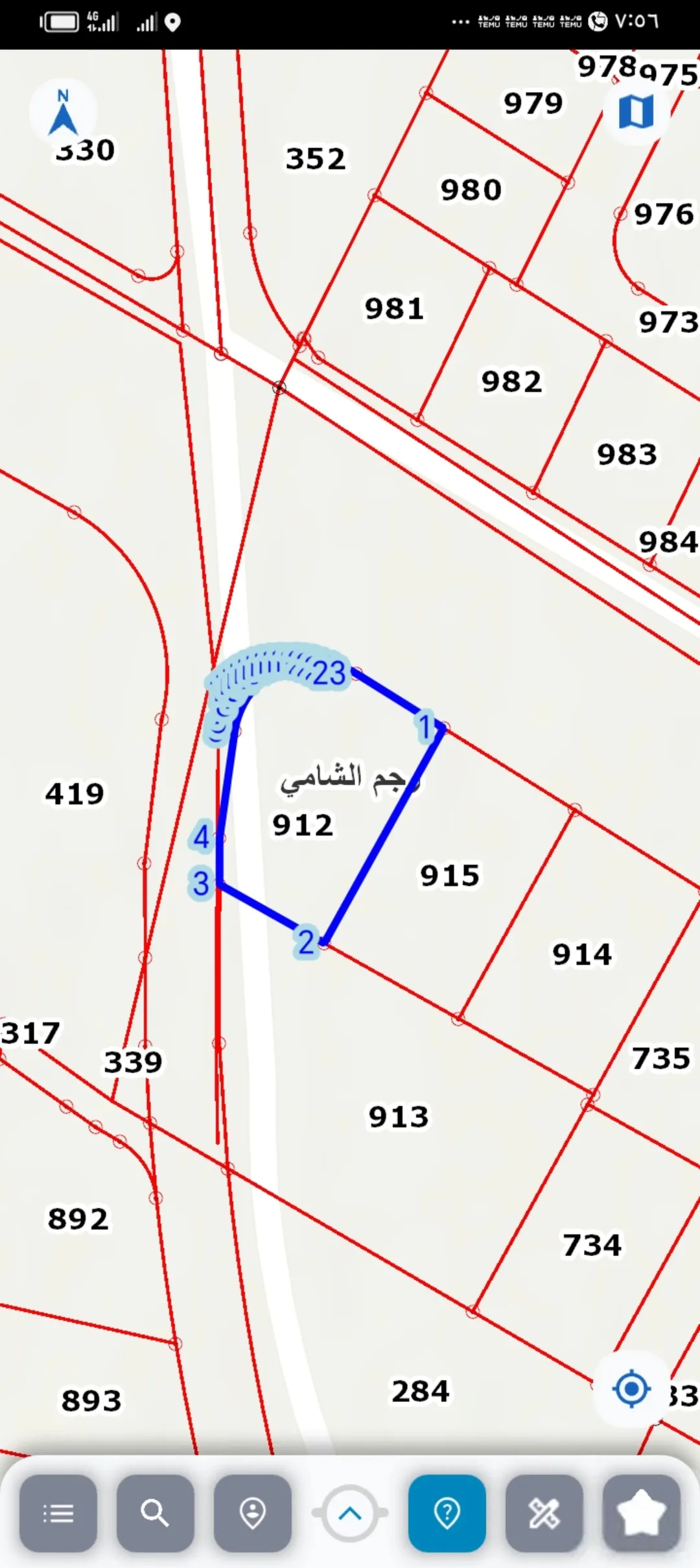 1057 متر على شارع الأربعين رجم الشامي بالقرب من شارع المية مباشرة