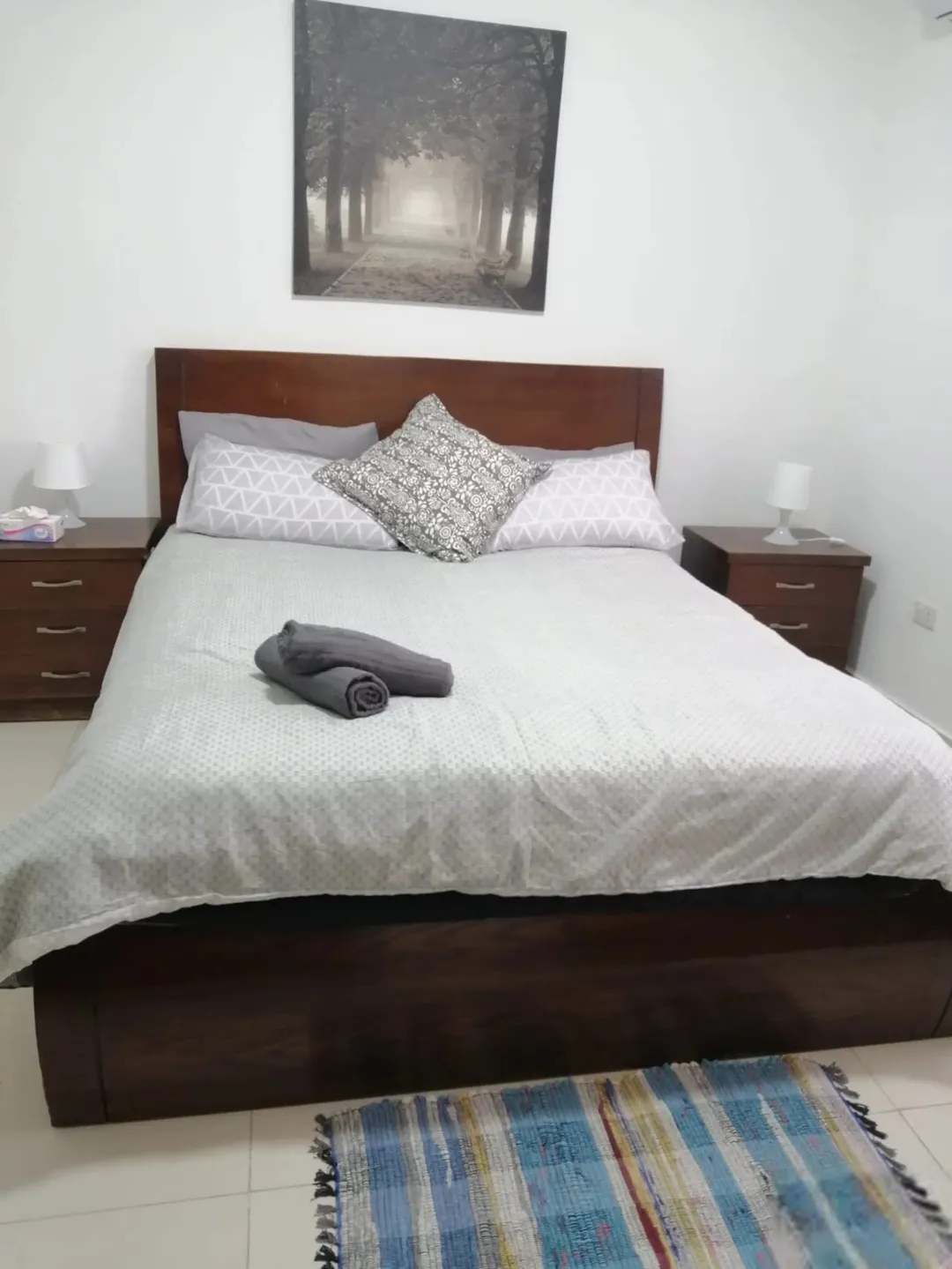فيلا من 3 طوابق تشطيبات فاخره وإطلاله رائعه على البحر الميت Splendid villa with pool