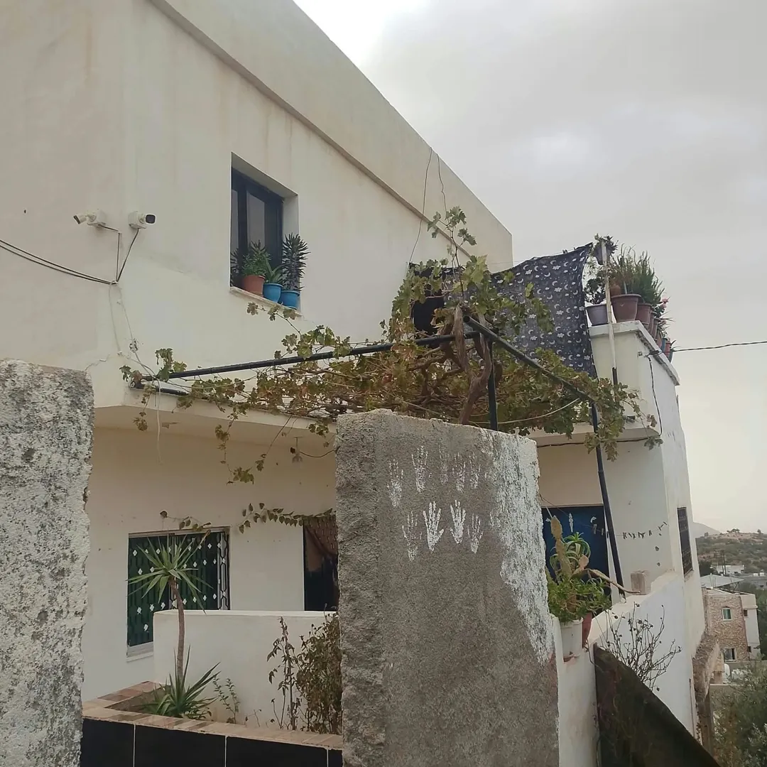 بيت طابقين للبيع — صورة 3