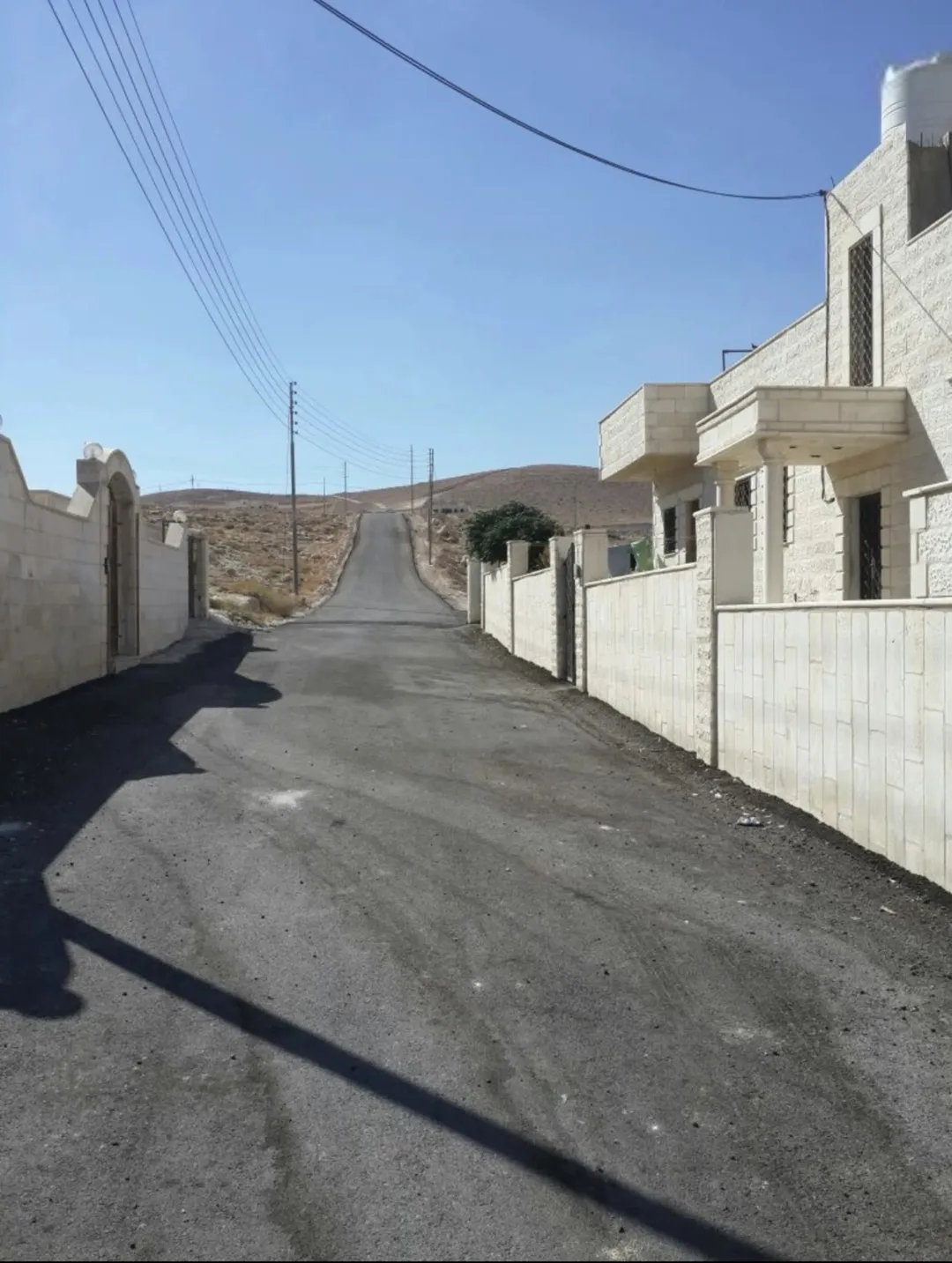 قطعة أرض مميزة للبيع في الزواهره