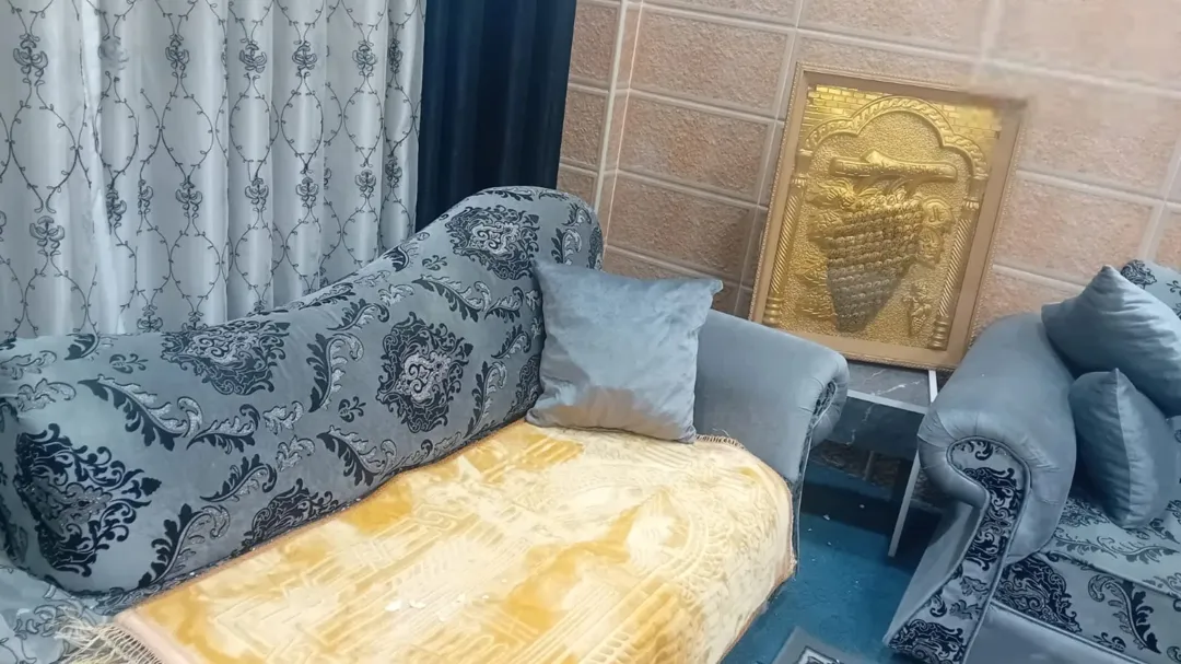 منزل للبيع في الزرقاء حي الحسين