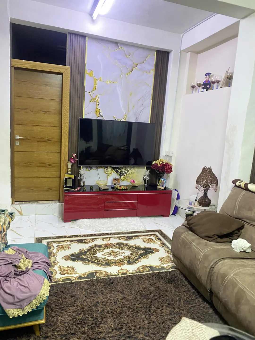 منزل مستقل للبيع في مخيم الحسين