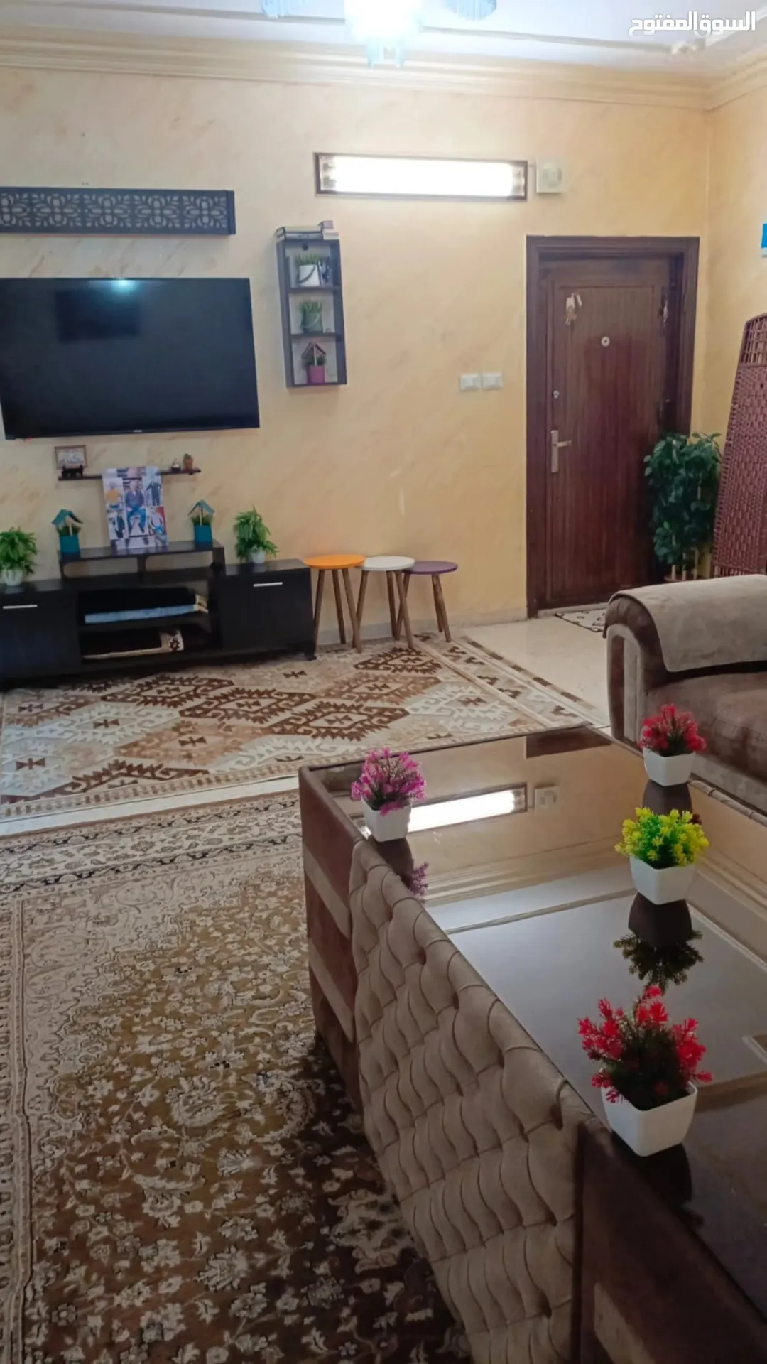 شقة مميزة للبيع في الطابق الرابع