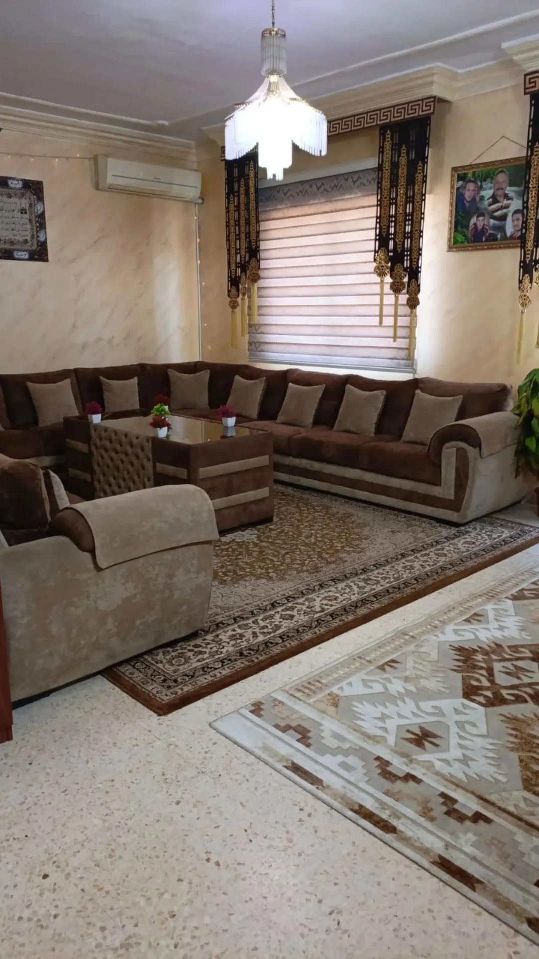 شقة مميزة للبيع في الطابق الرابع