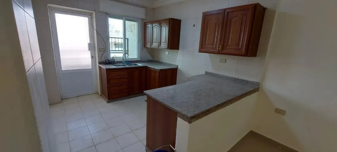 شقة سكنية للبيع في إربد – الحي الجنوبي