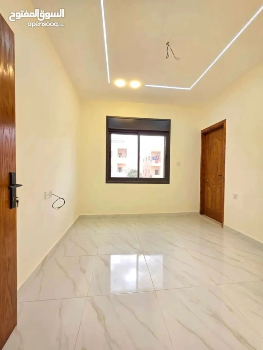شقة للبيع في العقبة – المنطقة السكنية العاشرة – طابق أول