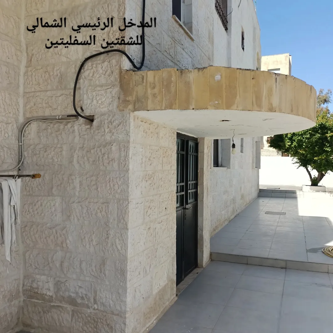 بيت شبه فيلا طابقين للببع