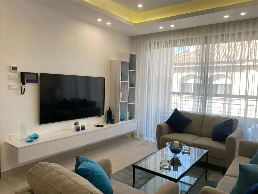 شقة فاخرة مُجهَّزة للإيجار في الأبدان – عمان الاردن | ID 691334