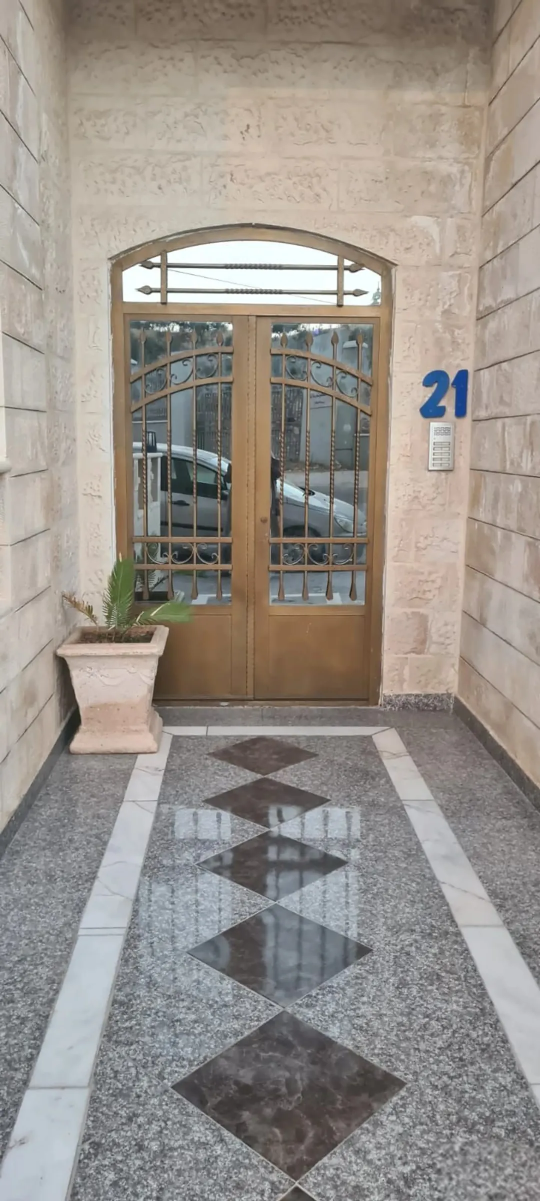 شقق مميزة للبيع في طبربور، حي الشهيد الجنوبي، عمان