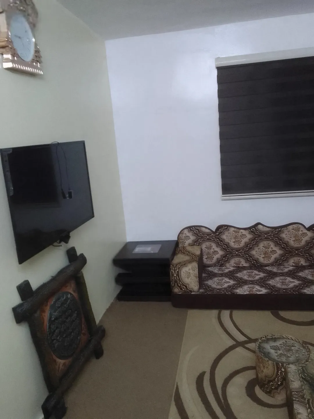 بيت مستقل ساحر للبيع في قلب اسكان الهاشمي خلف مدرسة