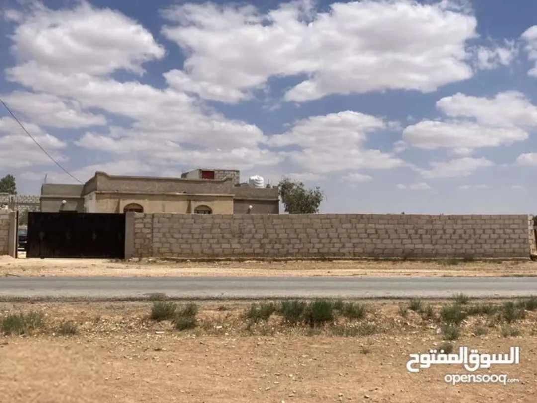 منزل للبيع في منطقه الباعج اقرأ المنشور وكل شي موضح بلمنشور — صورة 3