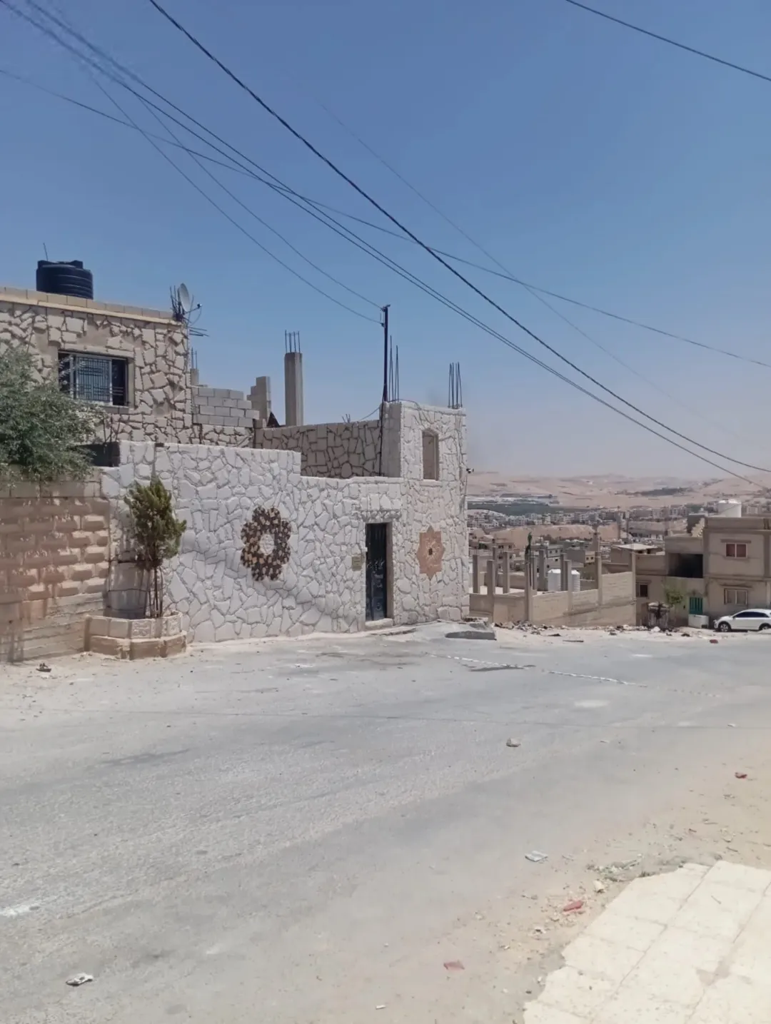 منزل مستقل مع حديقة في جبل الأمير حسن