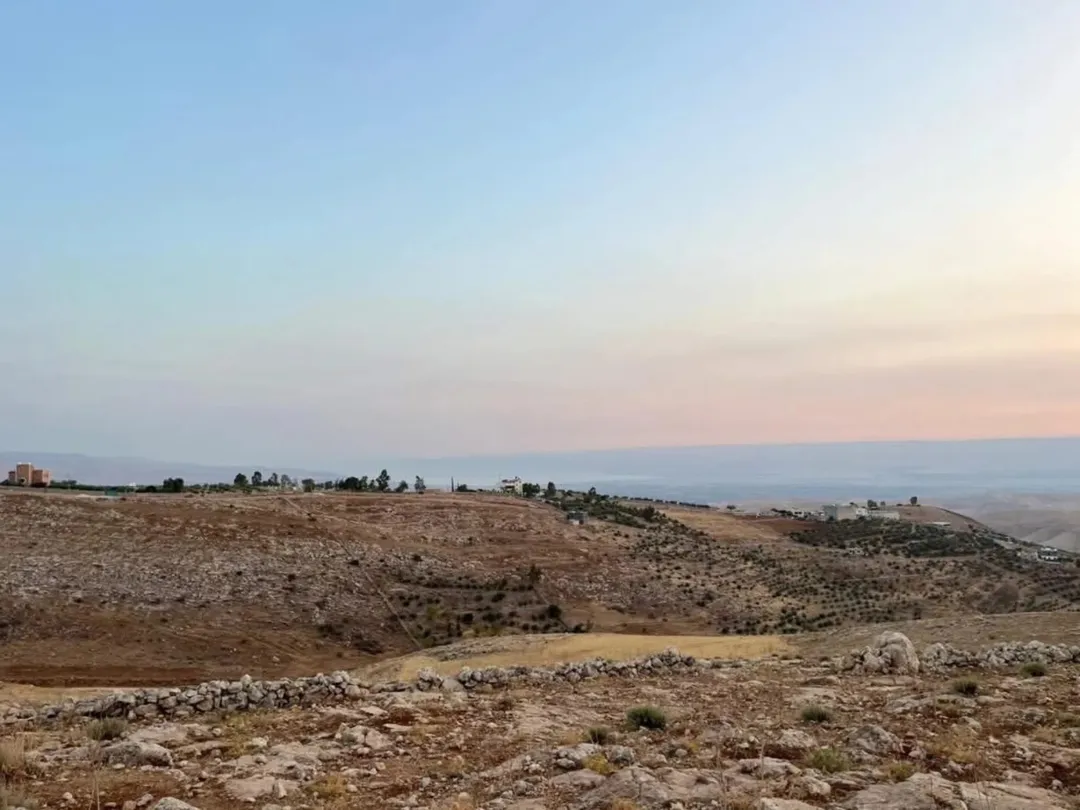 أرض للبيع في عراق الأمير – غرب عمان