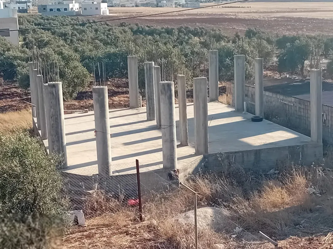 قطعة أرض للبيع دفعة واحدة أو على أقساط