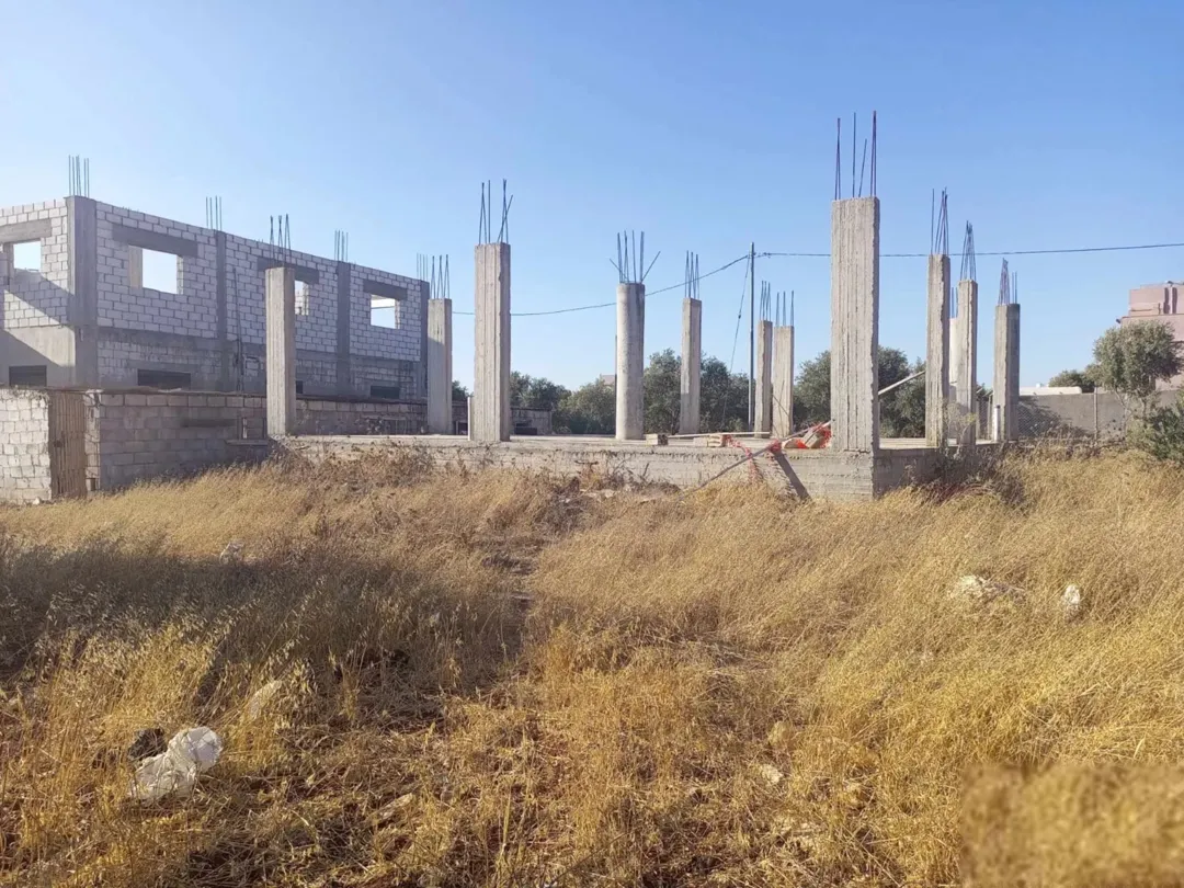 قطعة أرض للبيع دفعة واحدة أو على أقساط