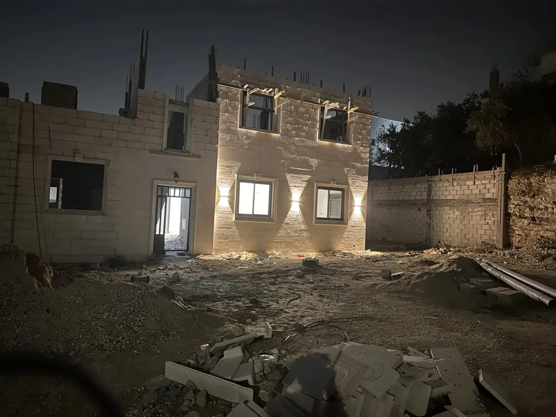 عقار / منزل مكون من 3 شقق بناء جديد