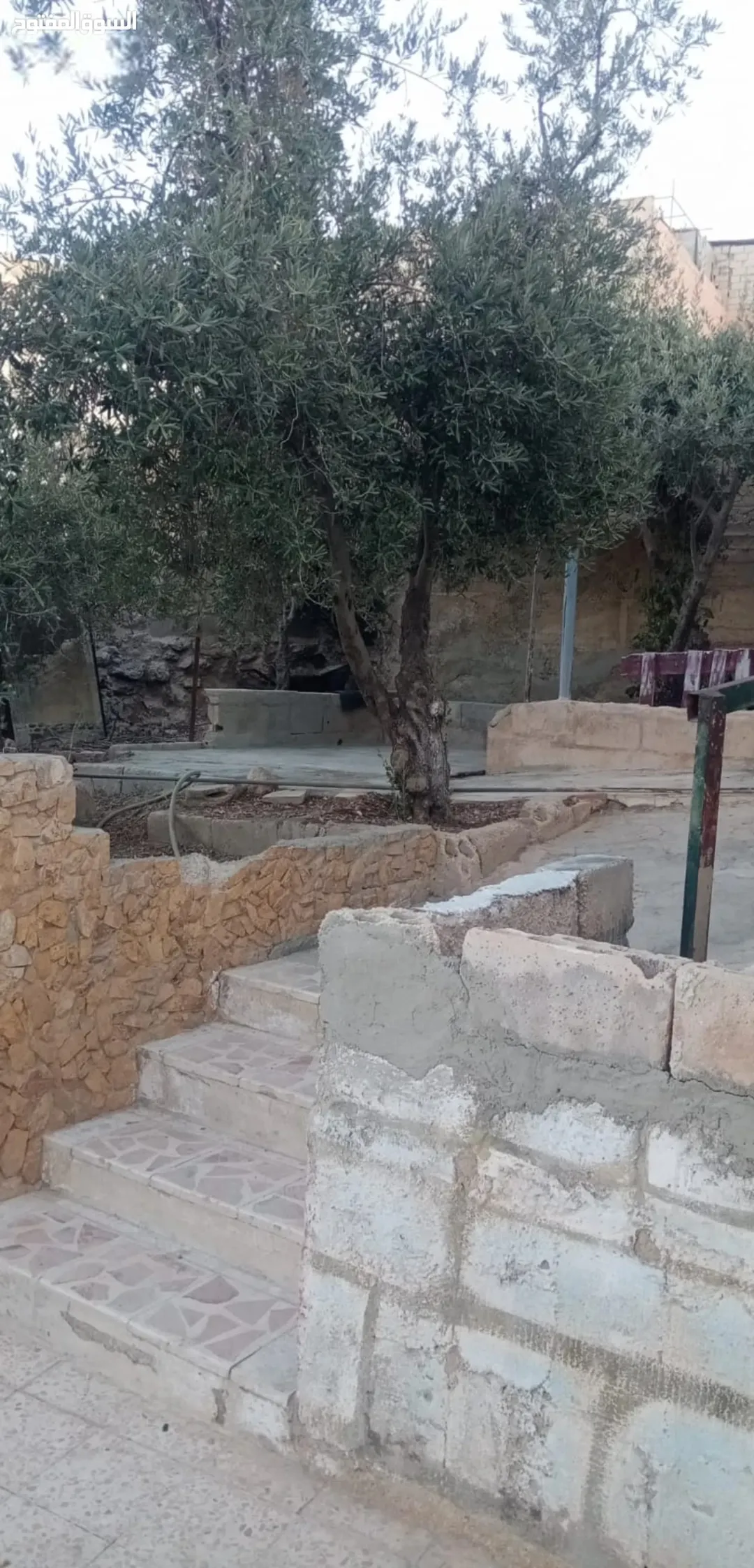 منزل طابقين للبيع في الرصيفة – حي الرشيد