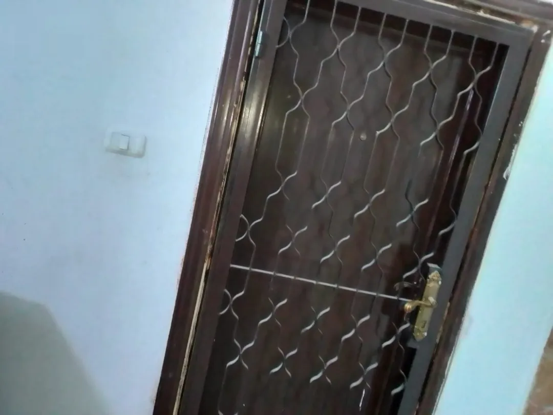 شقة فاخرة للبيع في قلب الحي الجنوبي مباشرةً