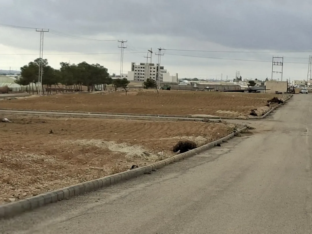 شقة في الجيزة – السكة الشمالي 503م داخل التنظيم – خدمات متكاملة