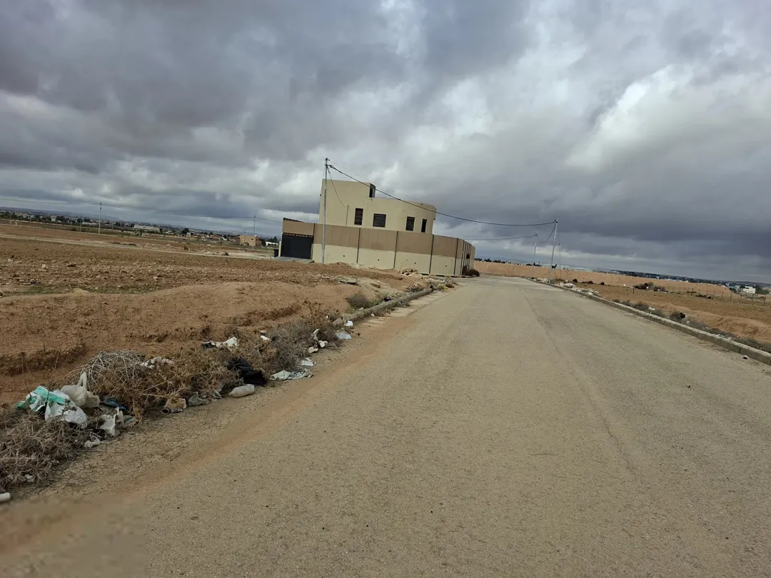 شقة في الجيزة – السكة الشمالي 503م داخل التنظيم – خدمات متكاملة