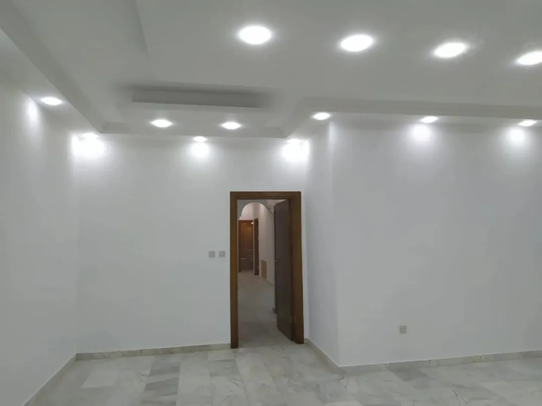 شقة أرضية للبيع في العقبة – المنطقة السكنية الثامنة